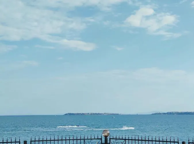 Апартамент Vista Mare *